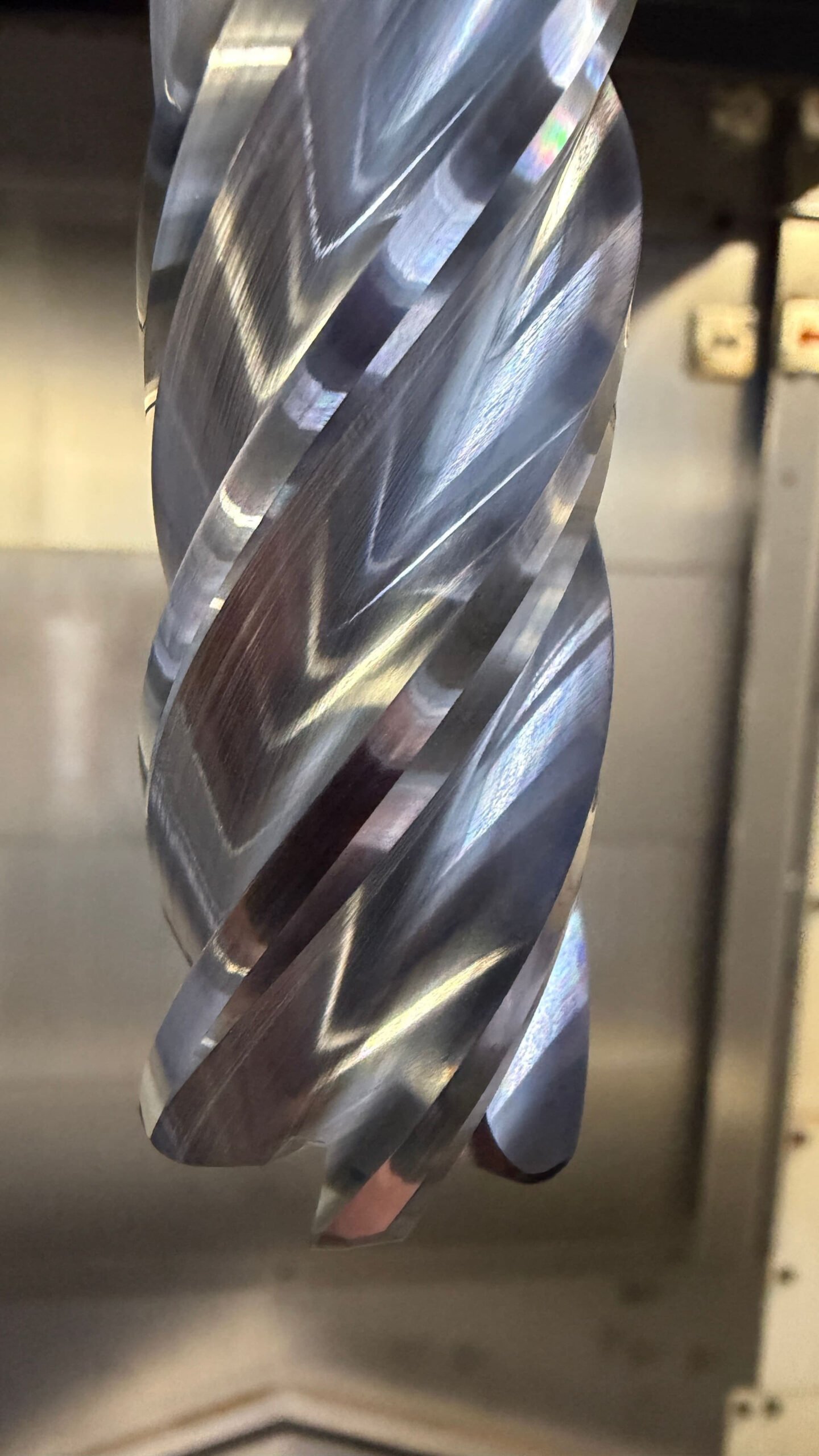 Featured diamond tooling solution
